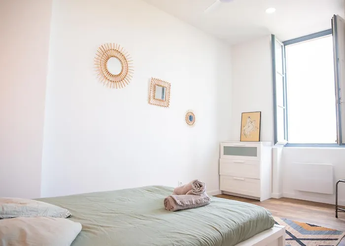 Le Clos Margaux - Vue Cite Medievale - 3 *